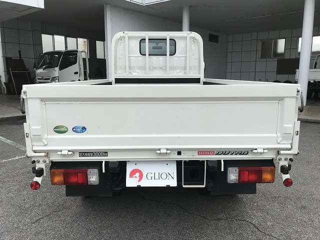 Hino Dutro 7