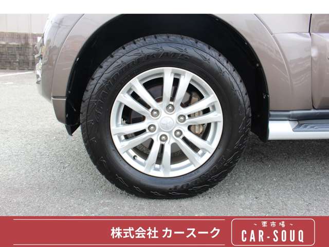 Mitsubishi Pajero 11