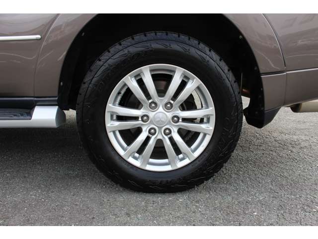 Mitsubishi Pajero 12