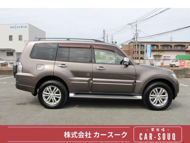 Mitsubishi Pajero 5