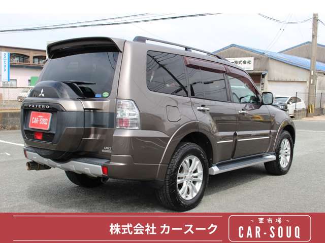 Mitsubishi Pajero 6