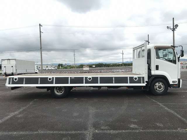 Isuzu Forward 12