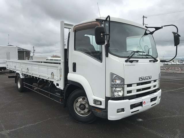 Isuzu Forward 3