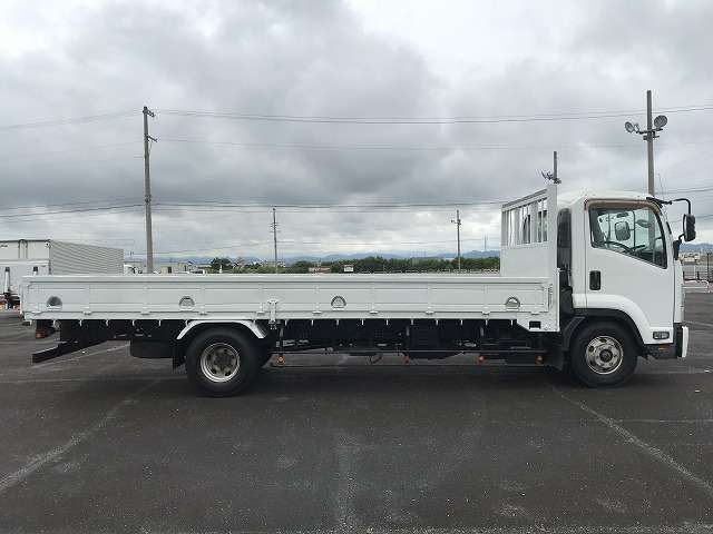 Isuzu Forward 5