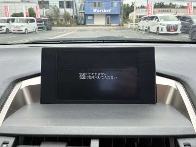Lexus NX 4
