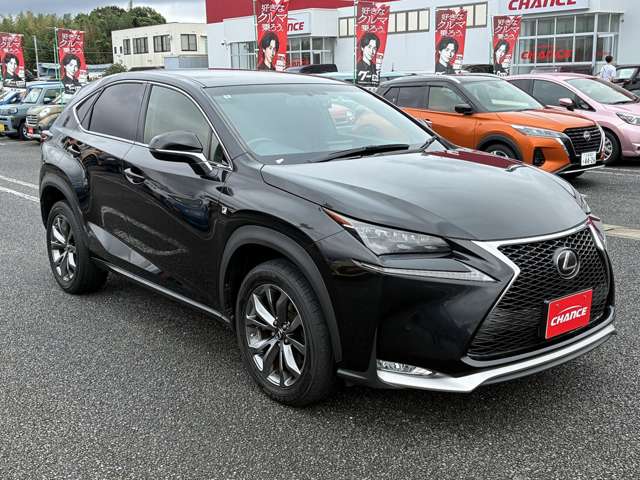 Lexus NX 8