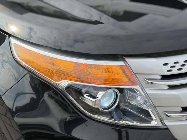 Ford Explorer 12