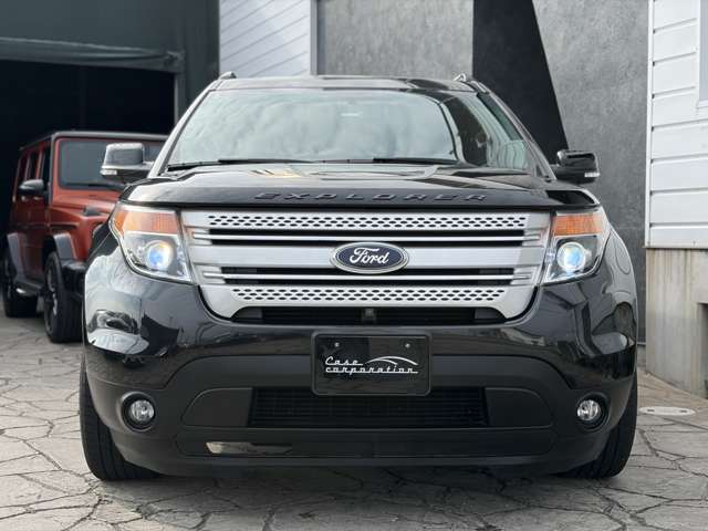 Ford Explorer 2