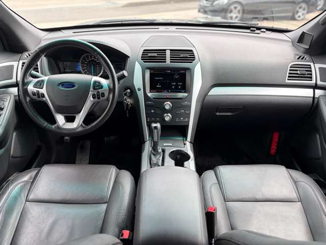 Ford Explorer 3