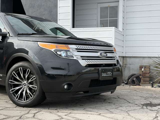Ford Explorer 6