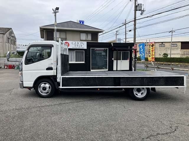 Mitsubishi Fuso Canter 11