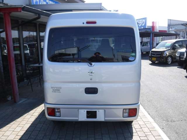 Nissan NV100 Clipper 7