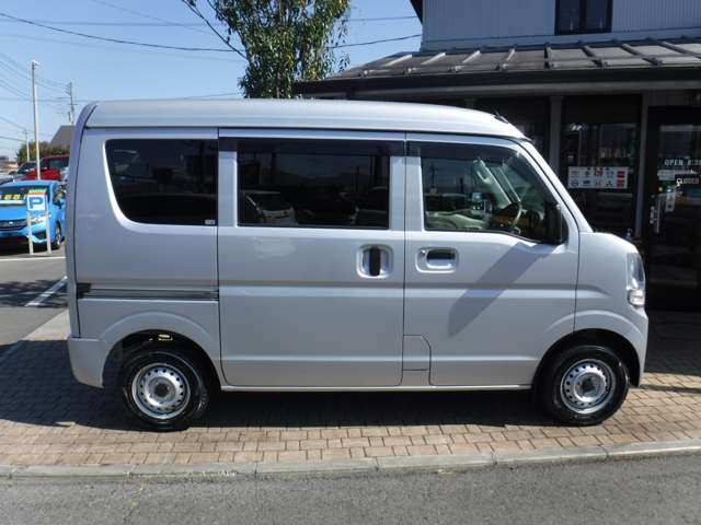 Nissan NV100 Clipper 9