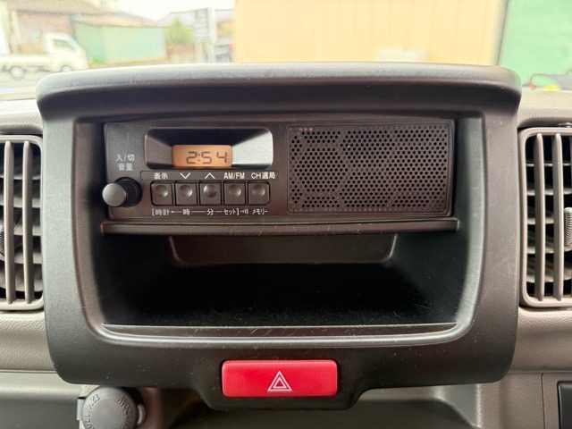 Nissan NV100 Clipper 3