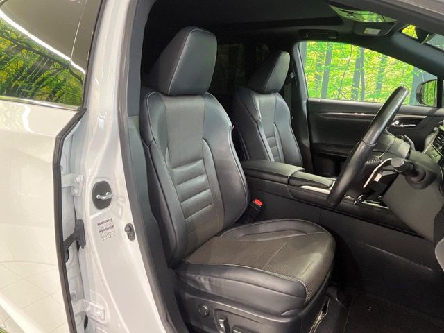Lexus RX 8