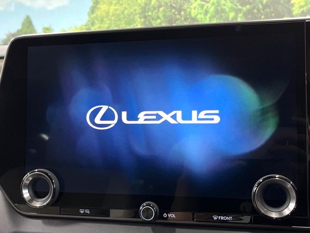 Lexus RX 5