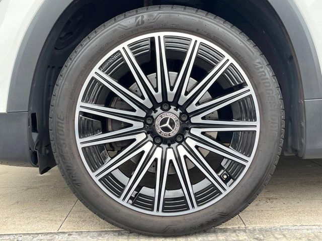Mercedes-Benz GLB 7