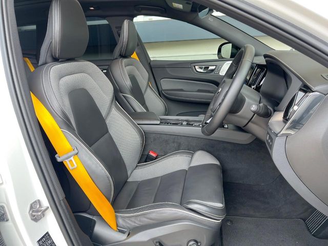 Volvo XC60 12