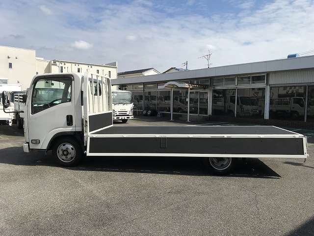 Isuzu Elf 11