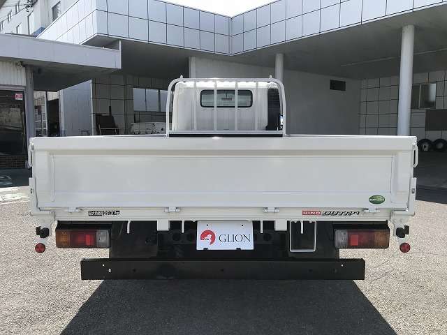Hino Dutro 6