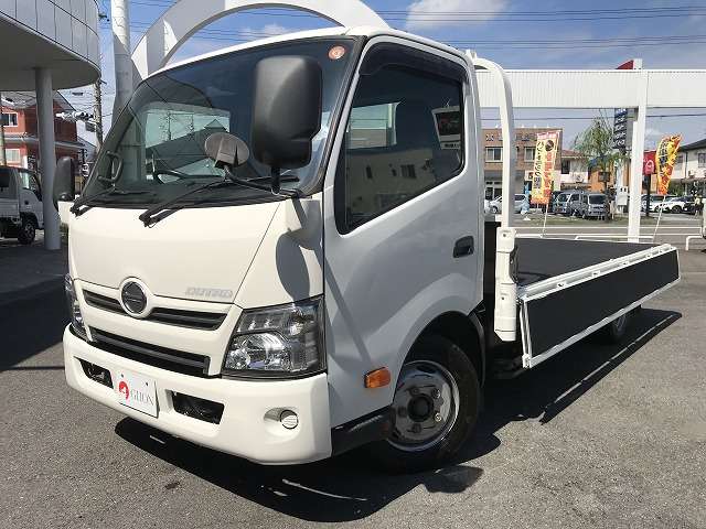 Hino Dutro 8