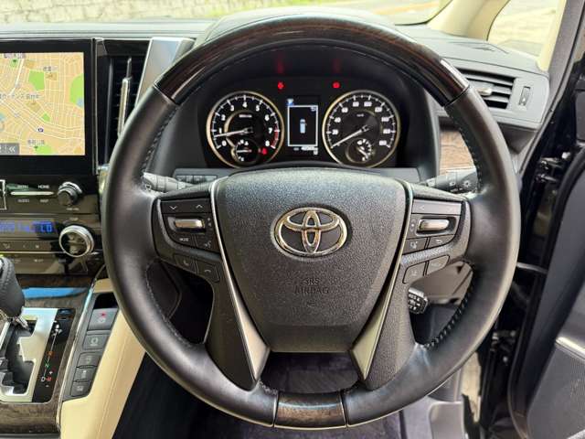 Toyota Alphard 10