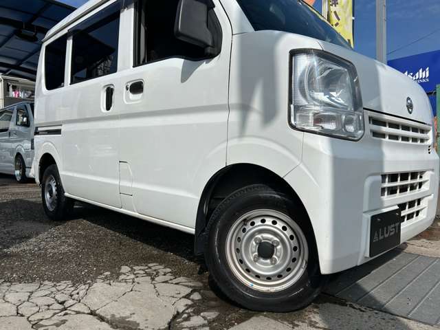 Nissan NV100 Clipper 11