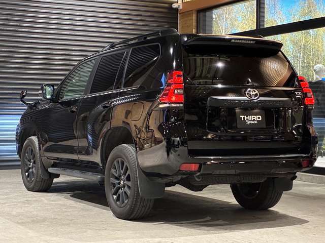 Toyota Land Cruiser Prado 7