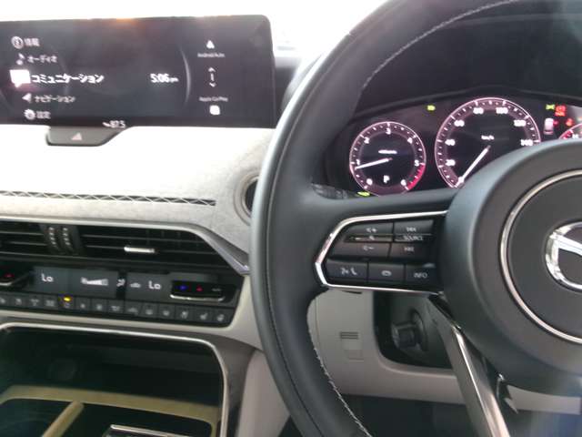 Mazda CX-80 11