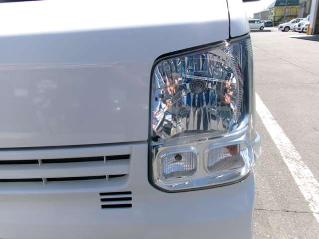 Nissan NV100 Clipper 11