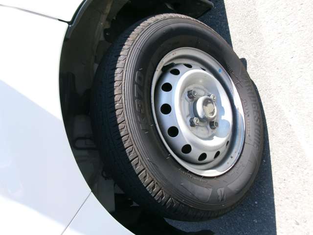 Nissan NV100 Clipper 12