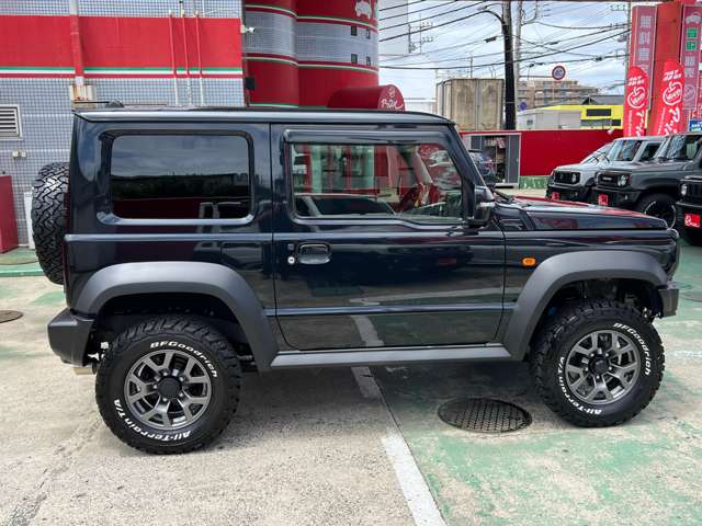 Suzuki Jimny Sierra 4