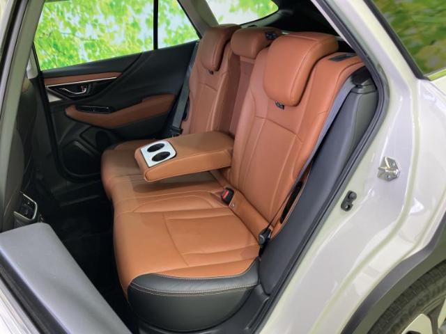 Subaru Legacy Outback 9