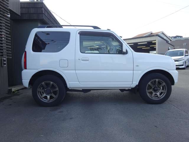 Suzuki Jimny 4