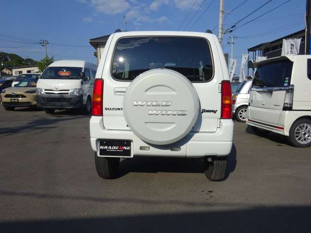 Suzuki Jimny 6