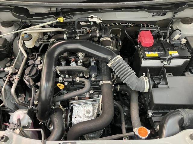 Daihatsu Rocky 9