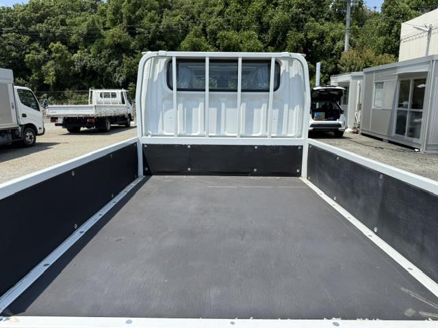 Mitsubishi Fuso Canter 10