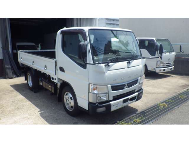 Mitsubishi Fuso Canter 2
