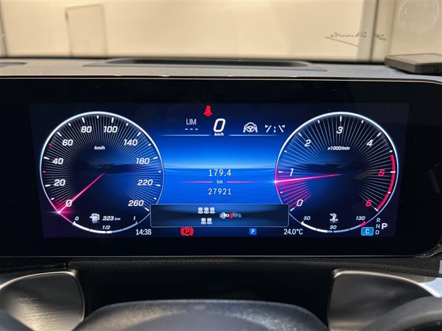 Mercedes-Benz GLB 12