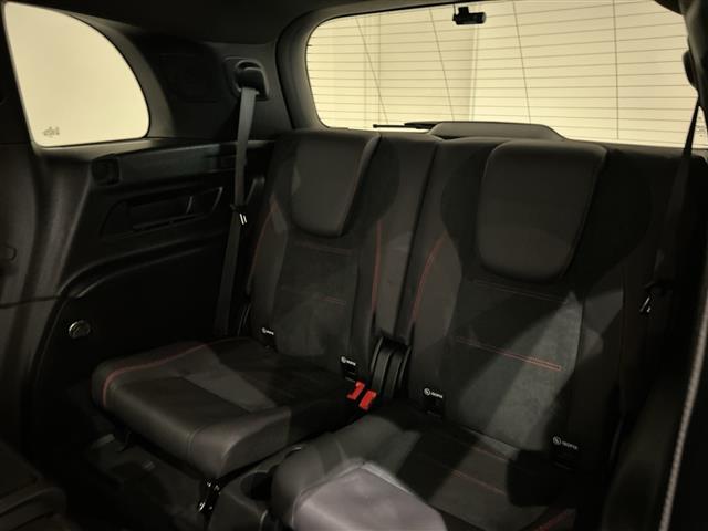 Mercedes-Benz GLB 10