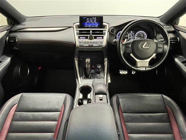 Lexus NX 4