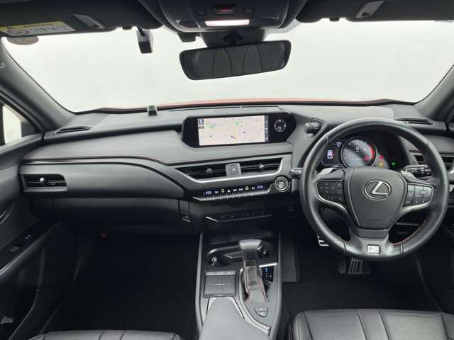 Lexus UX 4