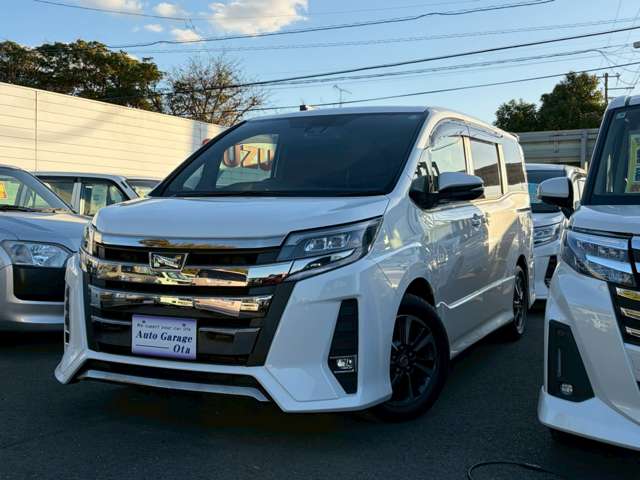 Toyota Noah 6
