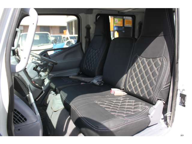Mitsubishi Fuso Canter 11