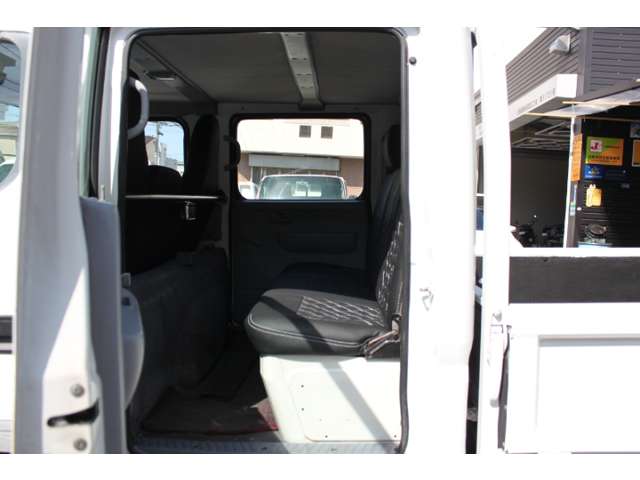 Mitsubishi Fuso Canter 12