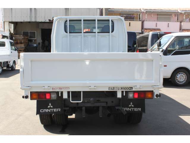 Mitsubishi Fuso Canter 5