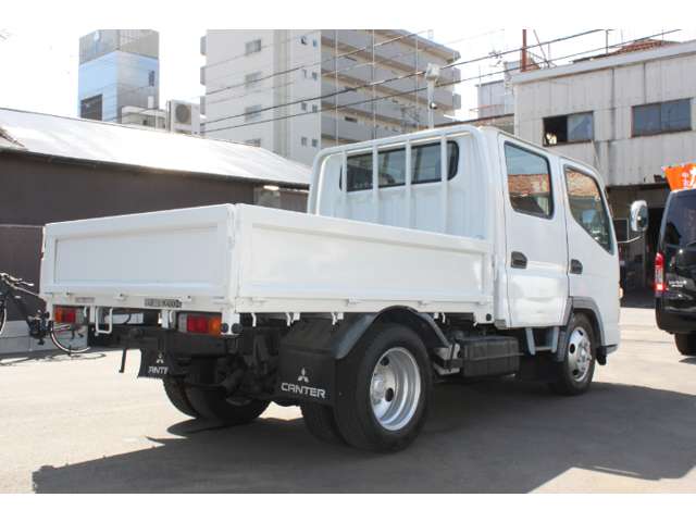 Mitsubishi Fuso Canter 6