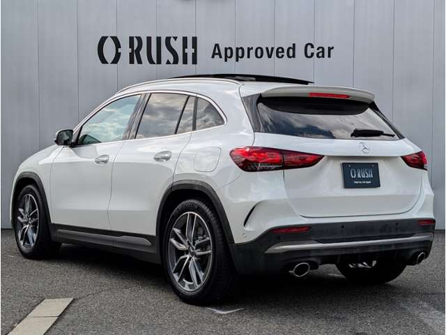 Mercedes-Benz GLA-Class 6