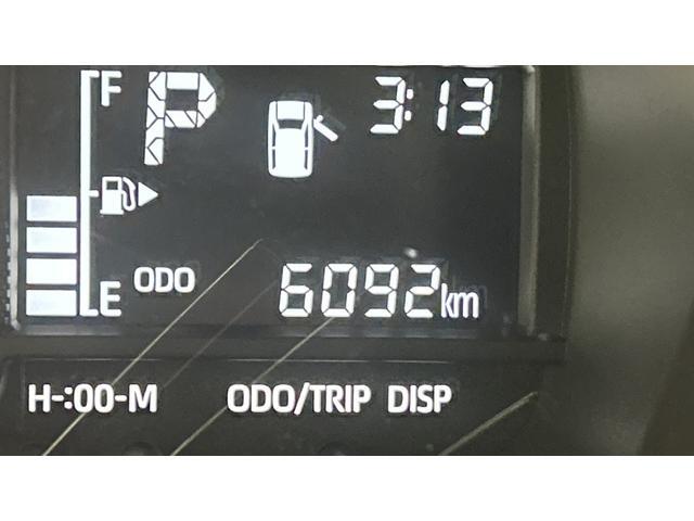 Daihatsu Hijet Deck Van 6