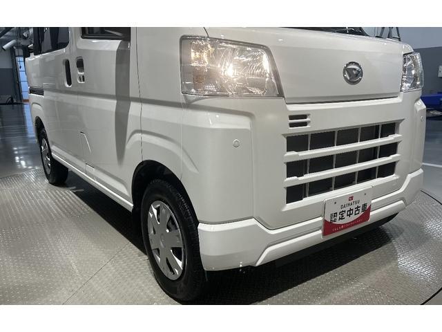 Daihatsu Hijet Deck Van 10